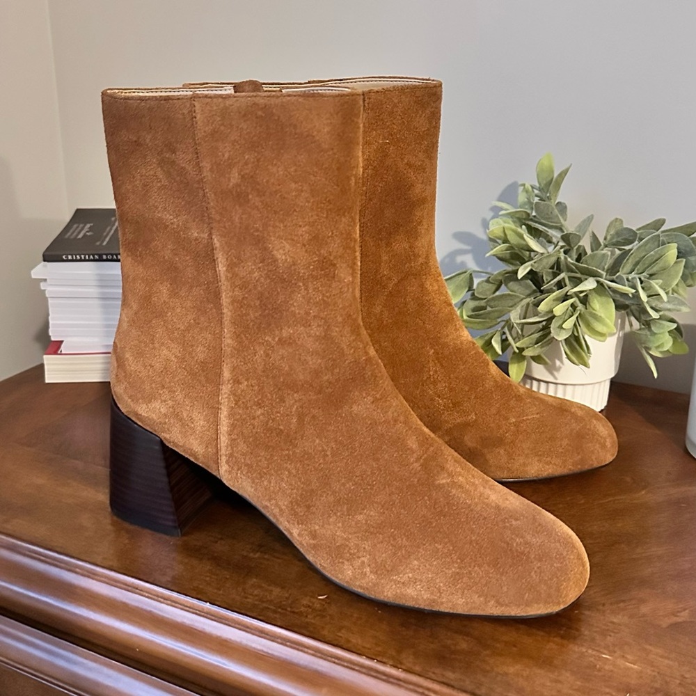 Ann Taylor Brown Suede Heeled Boots